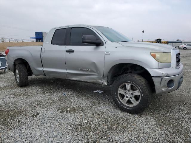 5TFRT541X7X003388 - 2007 TOYOTA TUNDRA DOUBLE CAB SR5 SILVER photo 4