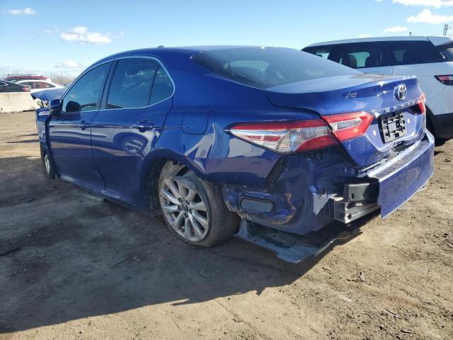 4T1B11HK8JU545824 - 2018 TOYOTA CAMRY L BLUE photo 2