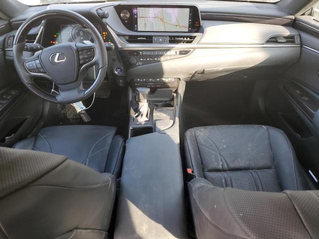 58AB21B1XKU001574 - 2019 LEXUS ES 300H SILVER photo 8