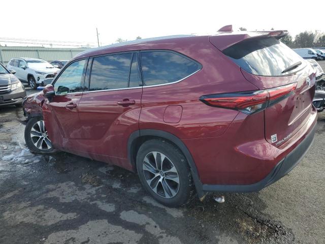 5TDGZRBH8MS132650 - 2021 TOYOTA HIGHLANDER XLE RED photo 2