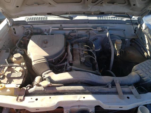 1N6DD26S31C330089 - 2001 NISSAN FRONTIER KING CAB XE SILVER photo 11