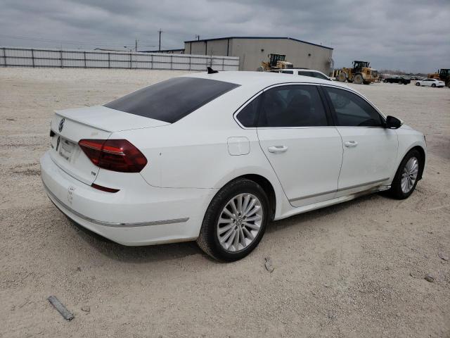 1VWBT7A37HC036583 - 2017 VOLKSWAGEN PASSAT SE WHITE photo 3