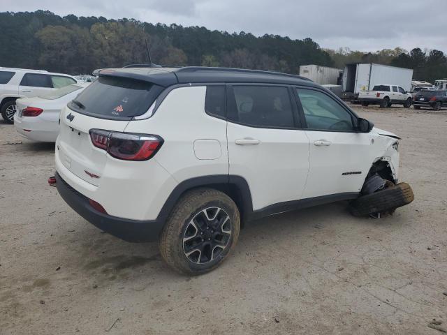 3C4NJDDB2MT501194 - 2021 JEEP COMPASS TRAILHAWK WHITE photo 3