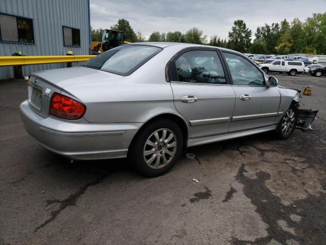 KMHWF35H05A104333 - 2005 HYUNDAI SONATA GLS SILVER photo 3