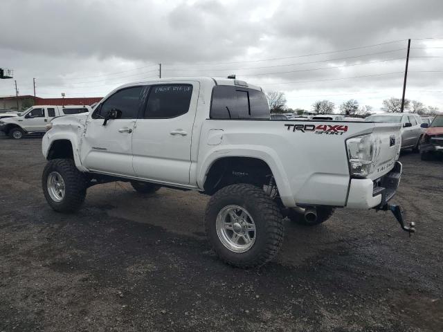 5TFCZ5AN5LX227948 - 2020 TOYOTA TACOMA DOUBLE CAB WHITE photo 2