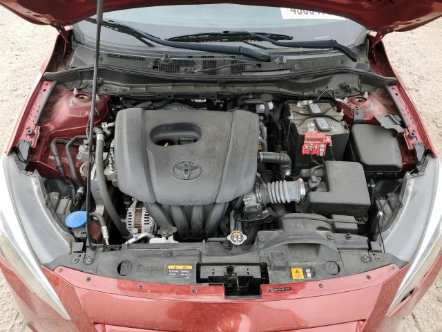 3MYDLBYV0KY521637 - 2019 TOYOTA YARIS L RED photo 11