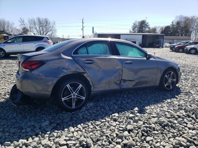 W1K3G4FB4LJ223865 - 2020 MERCEDES-BENZ A 220 4MATIC GRAY photo 3