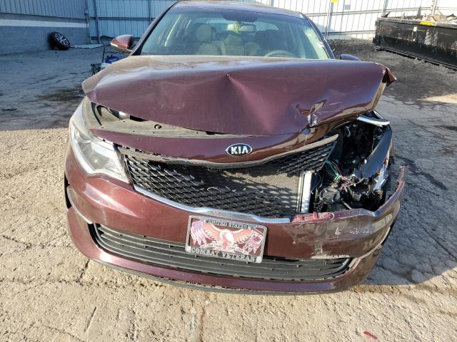 5XXGT4L32JG185638 - 2018 KIA OPTIMA LX BURGUNDY photo 5