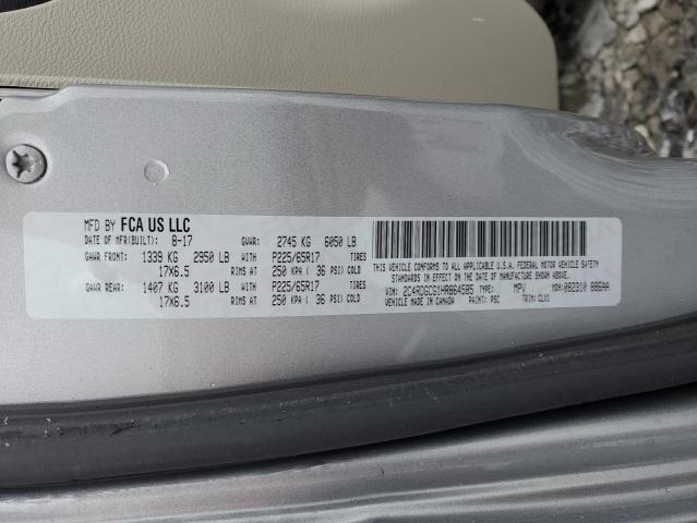 2C4RDGCG1HR864585 - 2017 DODGE GRAND CARA SXT SILVER photo 13