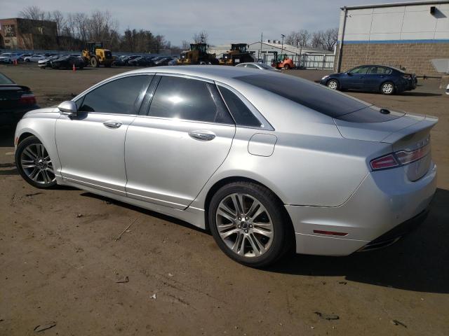 3LN6L2G93DR808362 - 2013 LINCOLN MKZ SILVER photo 2