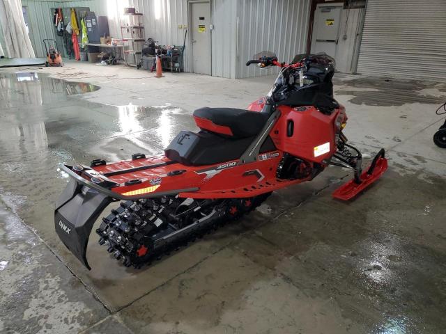 YH2LSUPK7PR000121 - 2023 SKI DOO SNOWMOBLIE RED photo 4