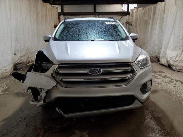 1FMCU0GD6JUB61792 - 2018 FORD ESCAPE SE SILVER photo 5