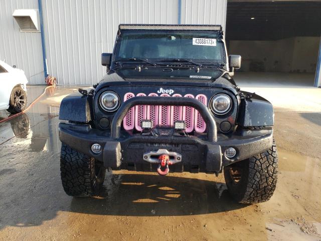 1C4BJWEG4DL655779 - 2013 JEEP WRANGLER U SAHARA BLACK photo 5
