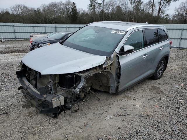 2019 TOYOTA HIGHLANDER SE, 