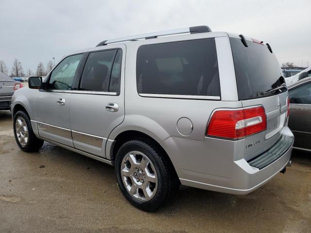 5LMJJ2J51AEJ01374 - 2010 LINCOLN NAVIGATOR 银色 照片 2