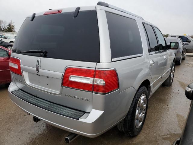 5LMJJ2J51AEJ01374 - 2010 LINCOLN NAVIGATOR 银色 照片 3