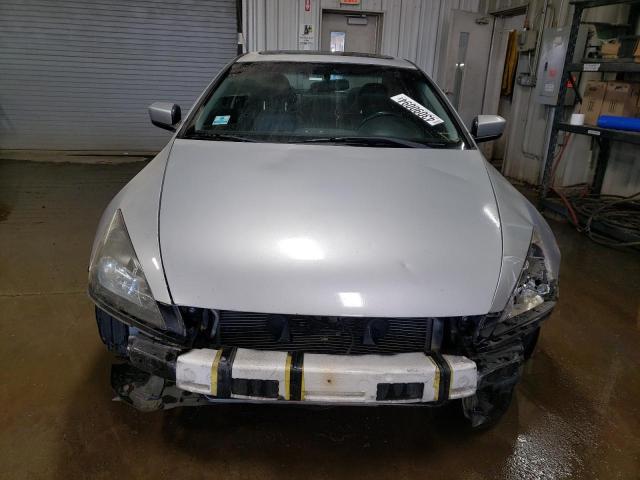 1HGCM72674A024146 - 2004 HONDA ACCORD EX SILVER photo 5