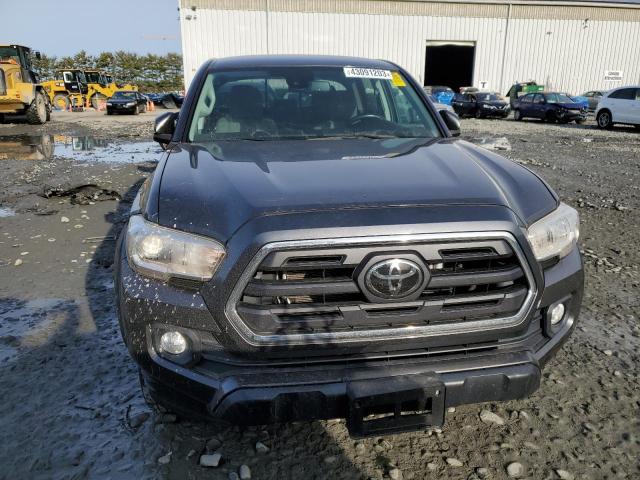 3TMCZ5AN0JM146049 - 2018 TOYOTA TACOMA DOUBLE CAB 石墨色 照片 5