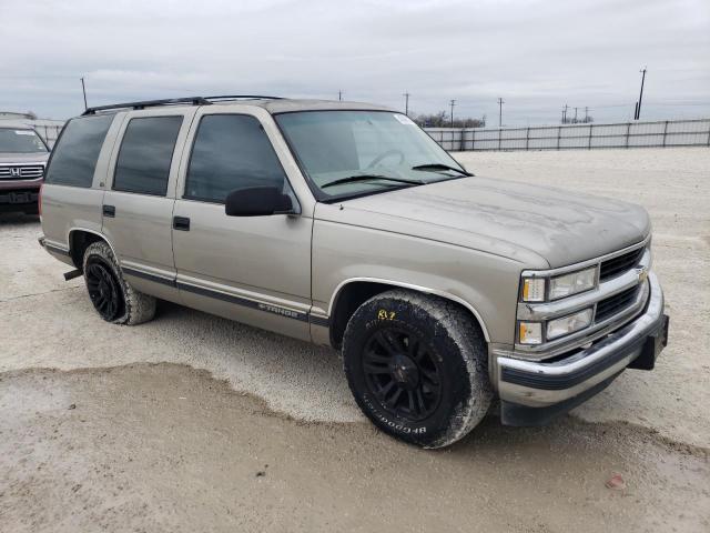 1GNEC13RXXJ562142 - 1999 CHEVROLET TAHOE C1500 BEIGE photo 4