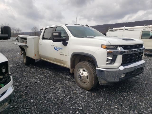 1GB4YTEY4MF136696 - 2021 CHEVROLET SILVERADO K3500 LT WHITE photo 4