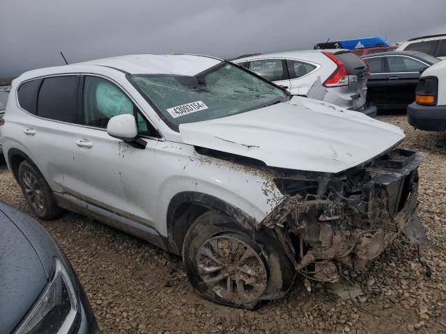 5NMS2CAD5KH060462 - 2019 HYUNDAI SANTA FE SE WHITE photo 4