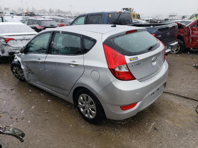 KMHCT5AE3HU307660 - 2017 HYUNDAI ACCENT SE SILVER photo 2