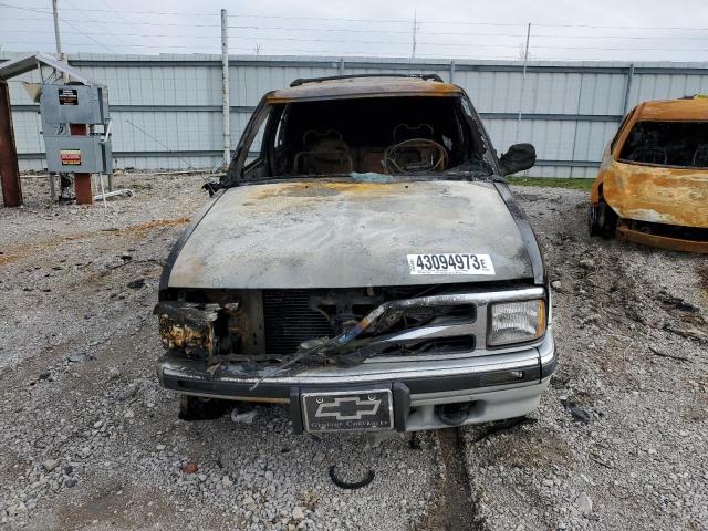 1GNDT13W3T2268099 - 1996 CHEVROLET BLAZER BURN photo 5