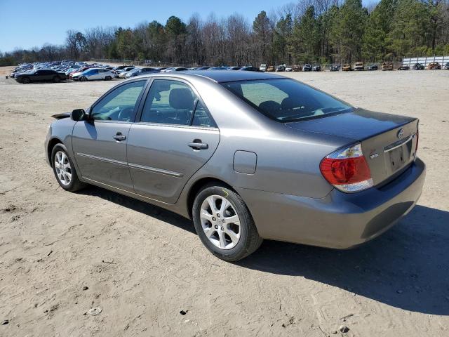 4T1BF32K45U617601 - 2005 TOYOTA CAMRY LE GRAY photo 2