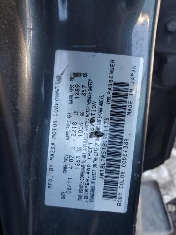 JM1BL1M51B1901175 - 2011 MAZDA 3 S GRAY photo 12