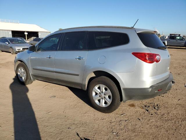 1GNKRFED9CJ198029 - 2012 CHEVROLET TRAVERSE LS SILVER photo 2