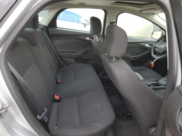 1FADP3F22GL294460 - 2016 FORD FOCUS SE GRAY photo 10