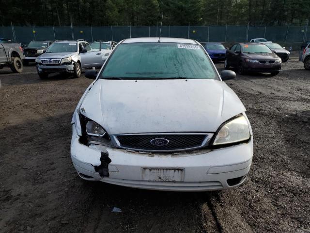 1FAFP34N47W305687 - 2007 FORD FOCUS ZX4 WHITE photo 5