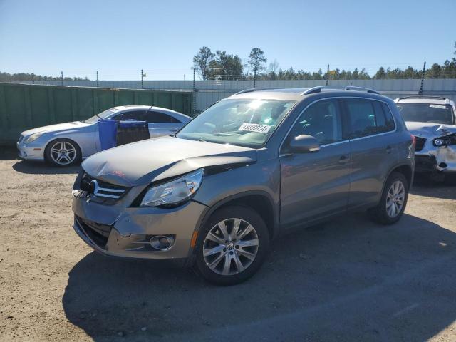 2009 VOLKSWAGEN TIGUAN S, 