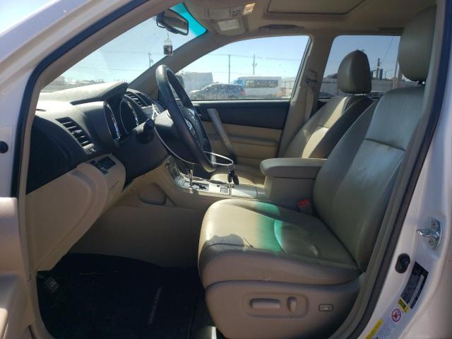5TDZK3EH4CS082785 - 2012 TOYOTA HIGHLANDER BASE أبيض صورة 7