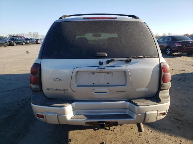 1GNDT13S352242120 - 2005 CHEVROLET TRAILBLAZE LS SILVER photo 6