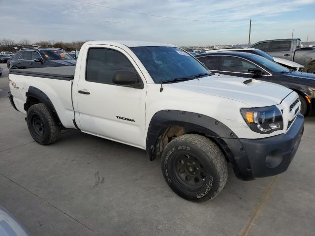 5TENX4CN5AZ717754 - 2010 TOYOTA TACOMA WHITE photo 4