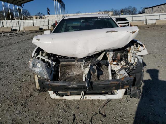 4T4BE46K19R120276 - 2009 TOYOTA CAMRY BASE WHITE photo 5