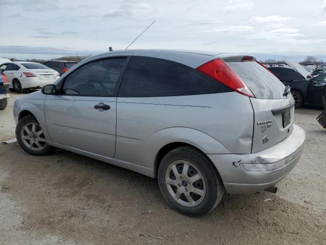 3FAFP31N65R149964 - 2005 FORD FOCUS ZX3 SILVER photo 2