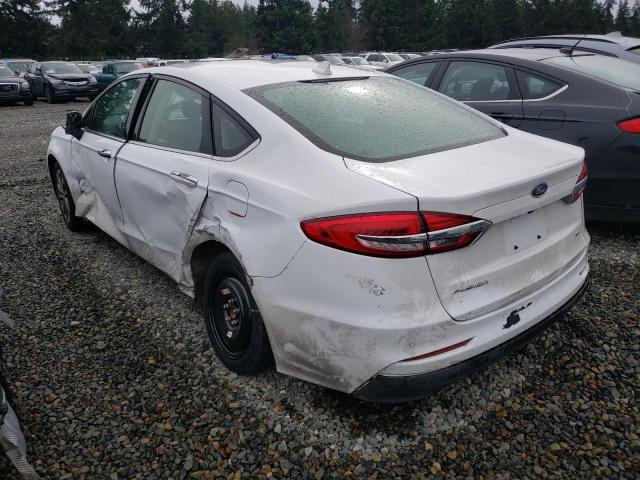 3FA6P0H74KR219141 - 2019 FORD FUSION SE WHITE photo 2