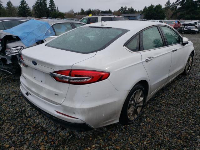 3FA6P0H74KR219141 - 2019 FORD FUSION SE WHITE photo 3