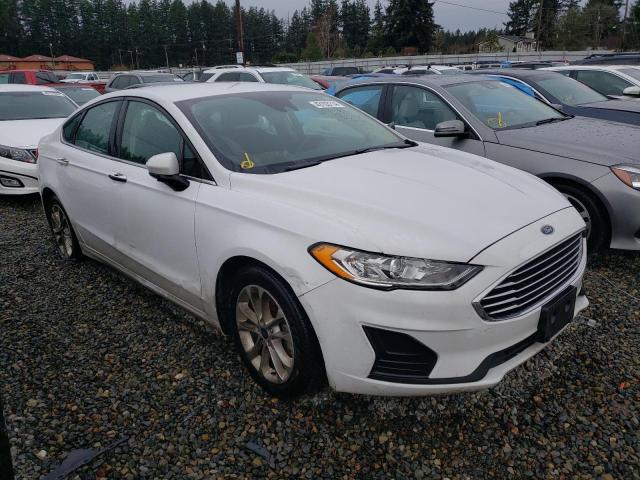 3FA6P0H74KR219141 - 2019 FORD FUSION SE WHITE photo 4