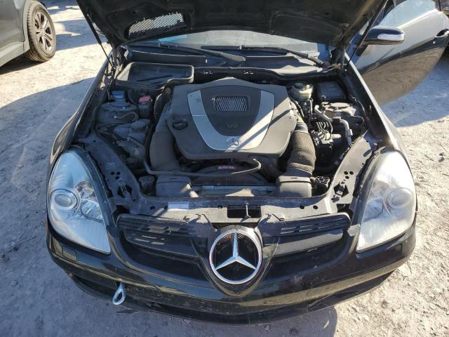 WDBWK56F05F040983 - 2005 MERCEDES-BENZ SLK 350 BLACK photo 11