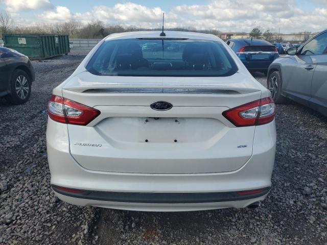 1FA6P0H77F5107944 - 2015 FORD FUSION SE WHITE photo 6