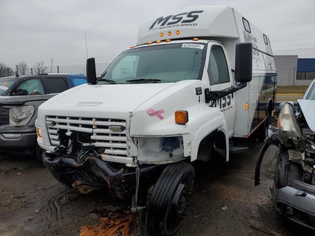 1GDE4V1E14F512494 - 2004 GMC C4500 C4V042 WHITE photo 1