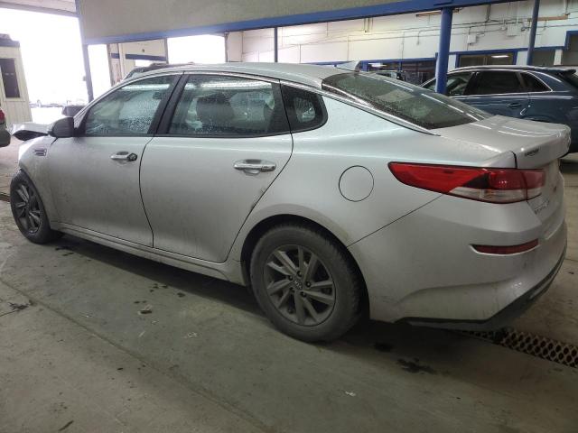 5XXGT4L30KG311447 - 2019 KIA OPTIMA LX SILVER photo 2