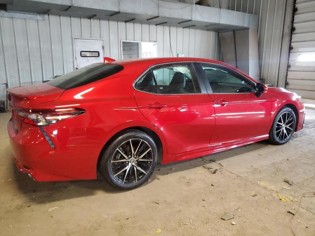 4T1T11BK7RU110494 - 2024 TOYOTA CAMRY SE NIGHT SHADE RED photo 3