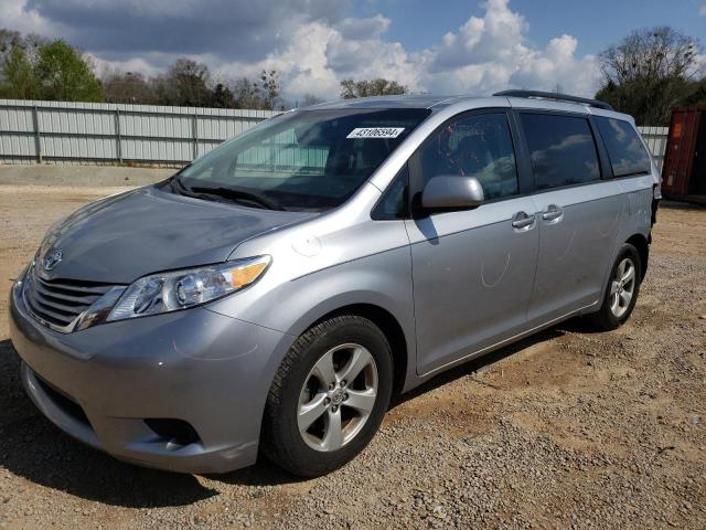 5TDKZ3DC6HS872065 - 2017 TOYOTA SIENNA LE SILVER photo 1