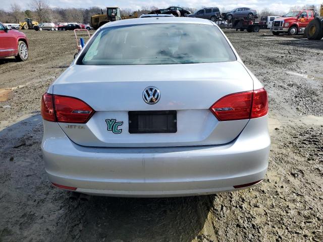 3VW2K7AJ6CM355627 - 2012 VOLKSWAGEN JETTA BASE SILVER photo 6