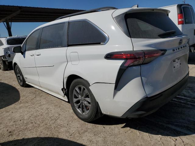 5TDKRKEC5MS073476 - 2021 TOYOTA SIENNA LE WHITE photo 2