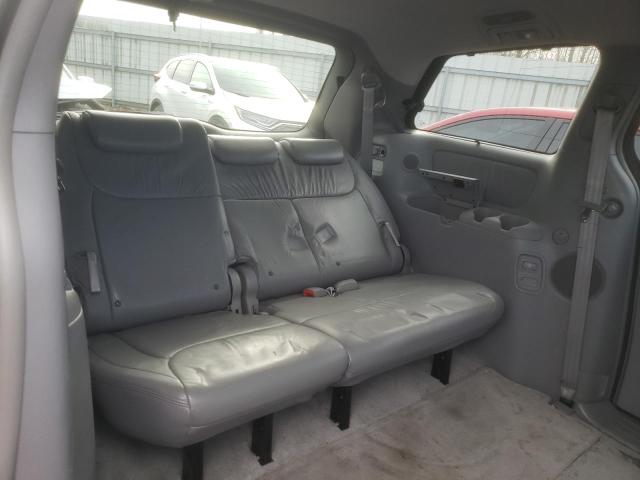 5TDBA22C96S057148 - 2006 TOYOTA SIENNA XLE SILVER photo 11